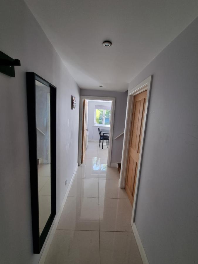 Single Room With En-Suite Shower Room In Zone 1 London Exteriör bild
