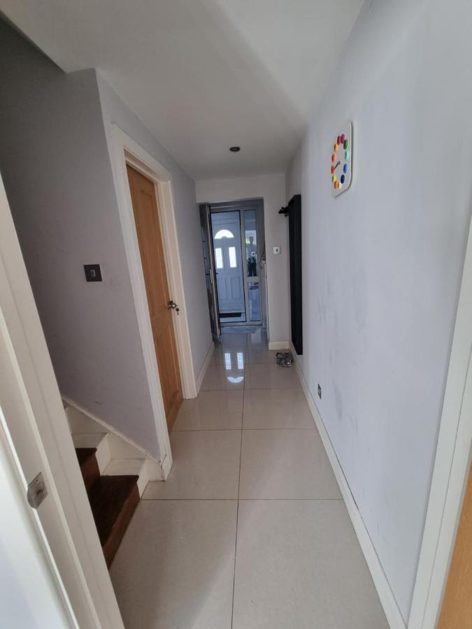 Single Room With En-Suite Shower Room In Zone 1 London Exteriör bild